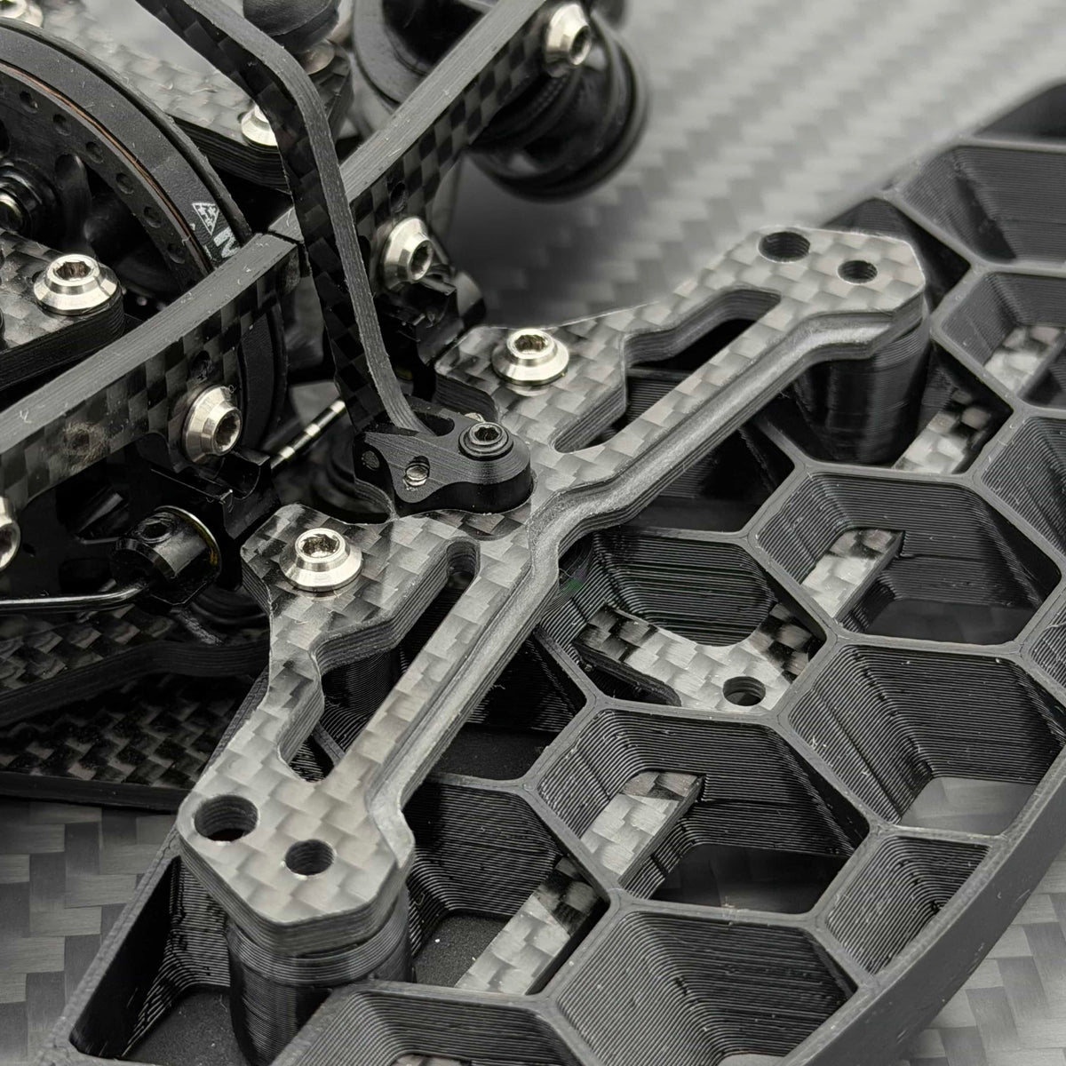 INOV8 GeoX Carbon Bumper Mount for Schumacher Mi9